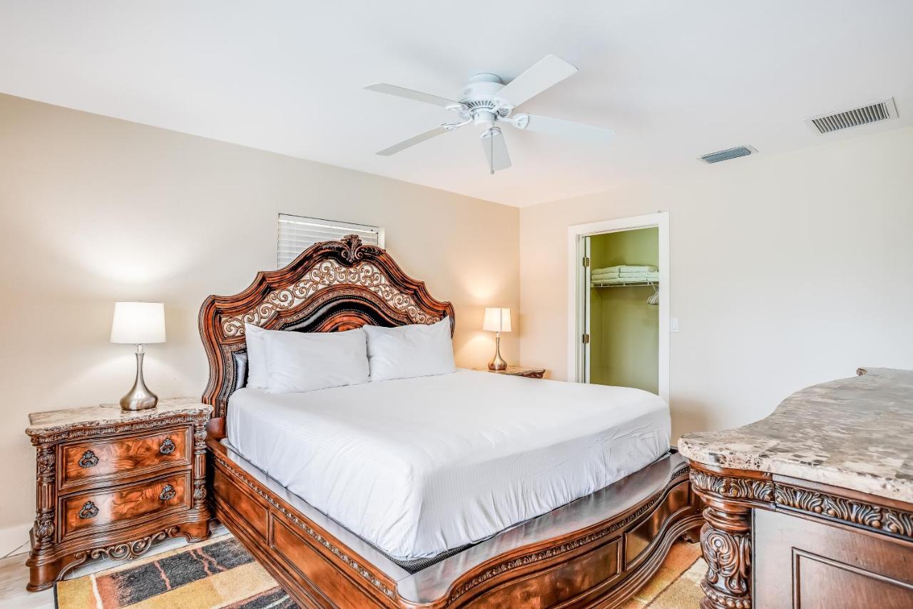 Menorca Court Villa Marco Island Eksteriør billede