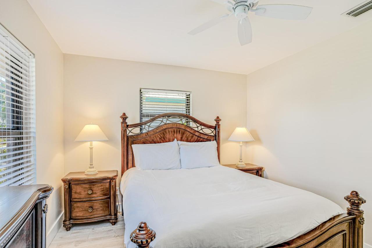 Menorca Court Villa Marco Island Eksteriør billede