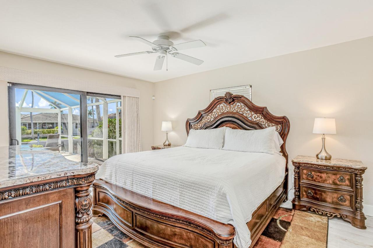 Menorca Court Villa Marco Island Eksteriør billede